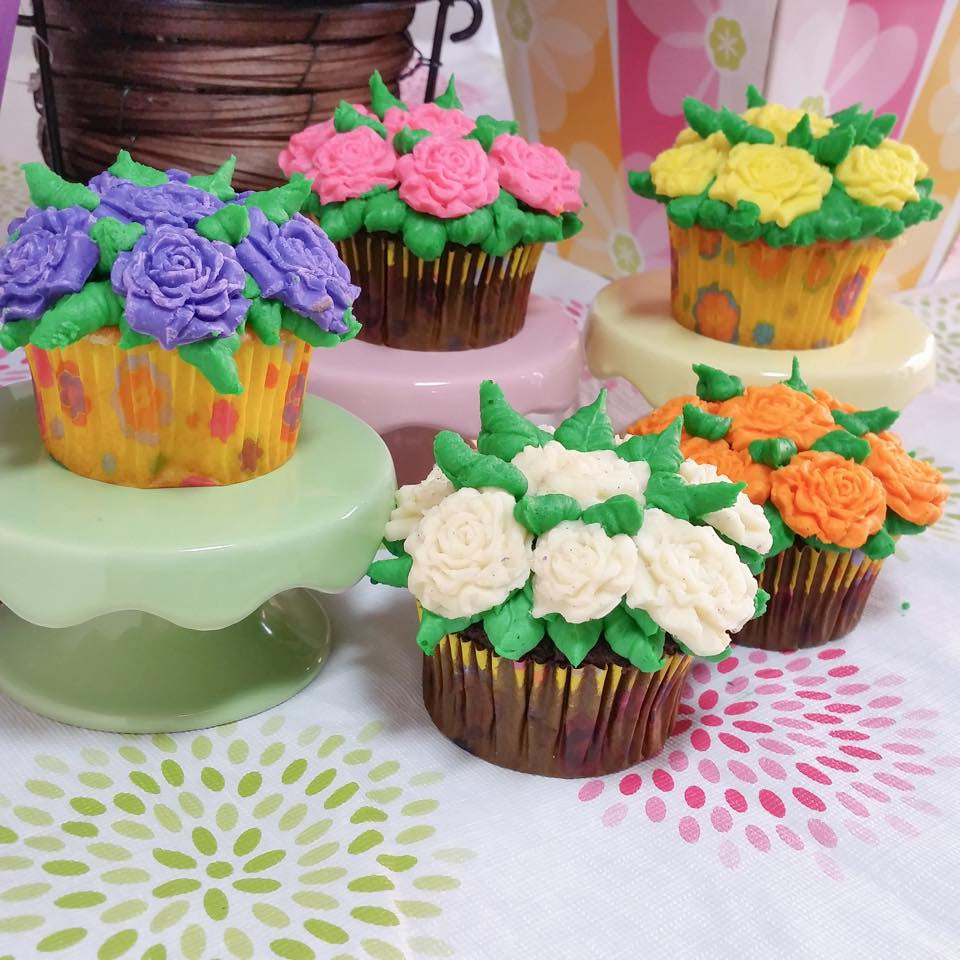 Buttercream Rose Bouquet Cupcakes - $2.50/Cupcake Minimum Order 1 Dozen