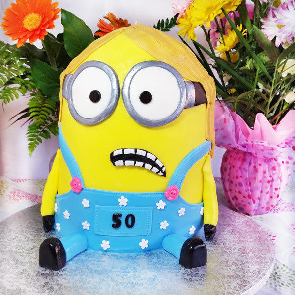 3D Sculpted Minion Birthday Cake