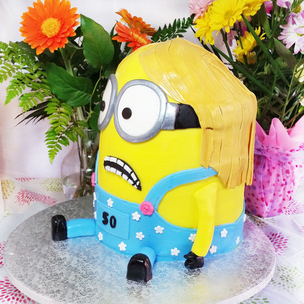 3D Sculpted Minion Birthday Cake